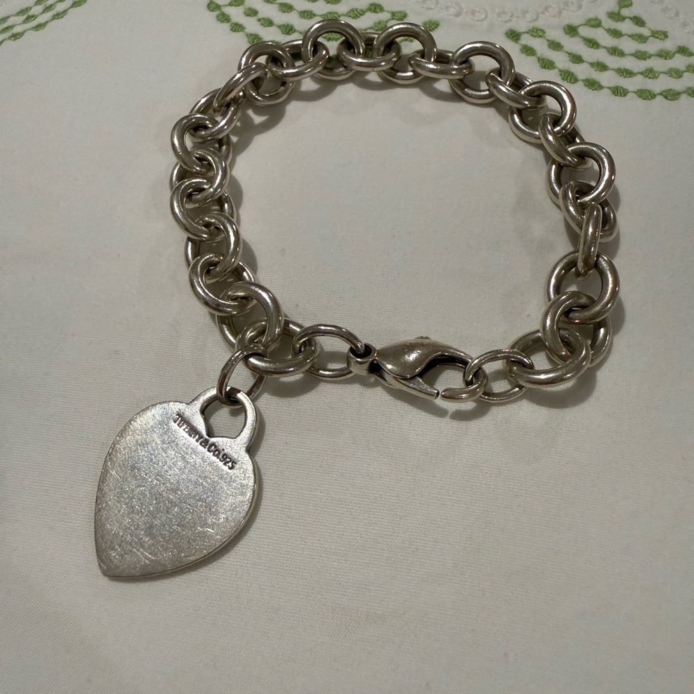 Tiffany and Co. return to Tiffany heart tag bracelet